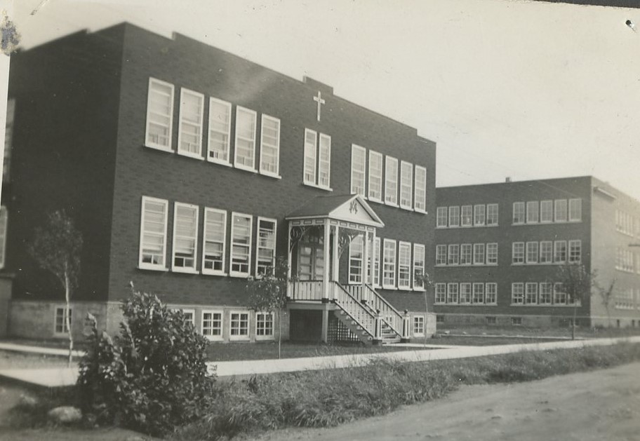 Les premières écoles